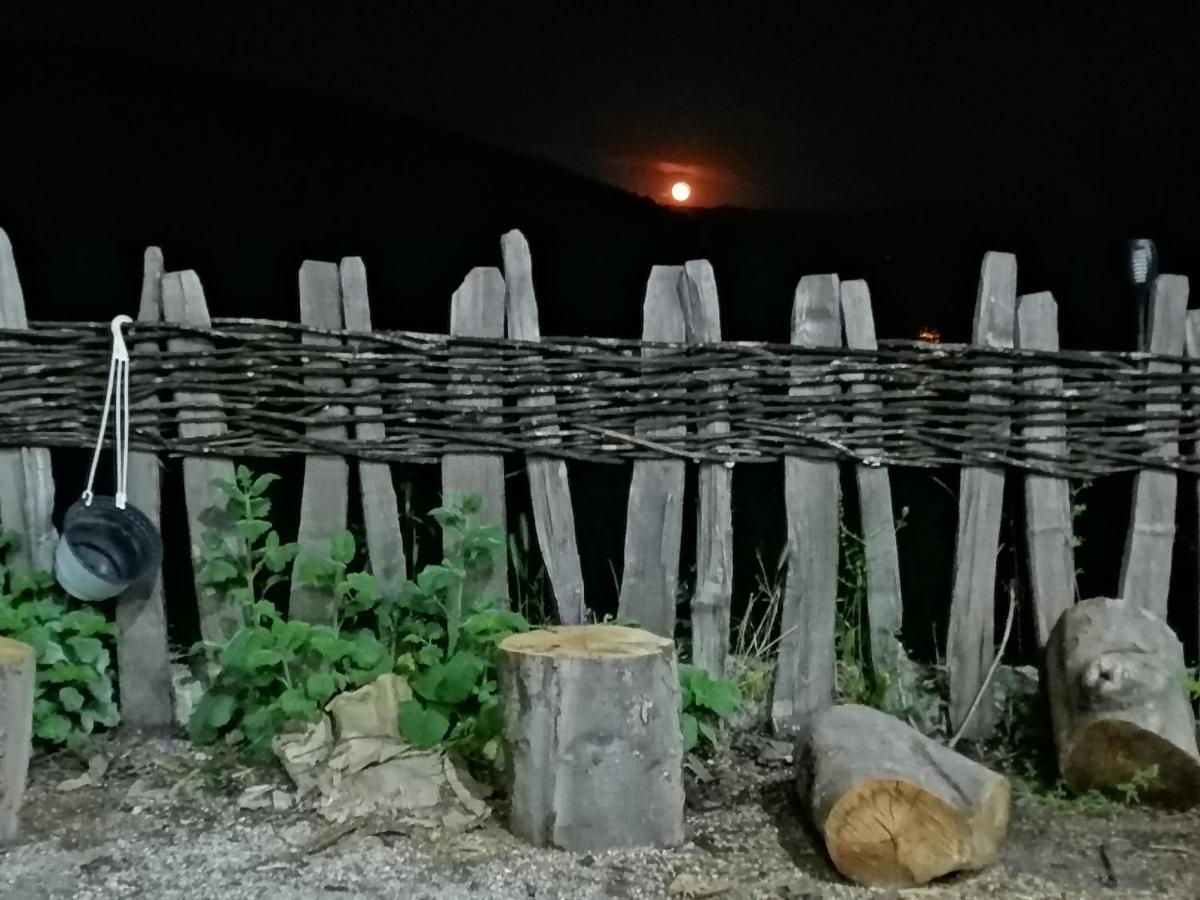 Etno Selo Lelic Bed & Breakfast Valjevo Exterior foto