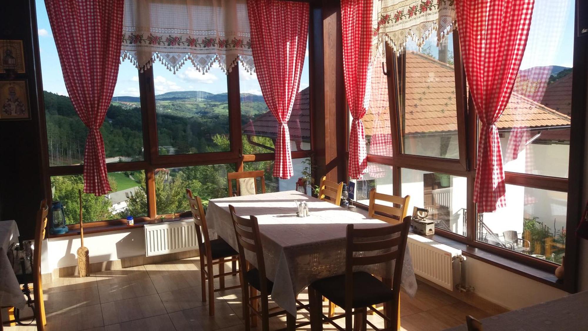 Etno Selo Lelic Bed & Breakfast Valjevo Exterior foto
