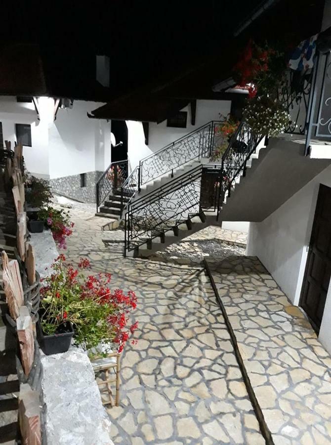 Etno Selo Lelic Bed & Breakfast Valjevo Exterior foto